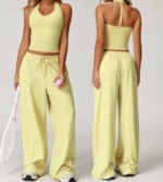 بدلة رياضية نسائية